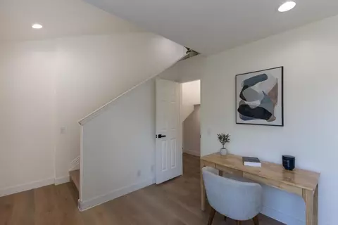 Entry Way - 28320 Kettering Ln, Escondido, CA 92026 photo 2 of 2