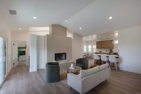 Living - 28320 Kettering Ln, Escondido, CA 92026 photo 3 of 3