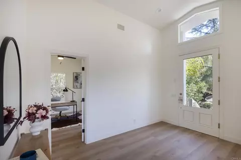 Entry Way - 28320 Kettering Ln, Escondido, CA 92026 photo 1 of 2