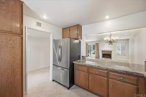 Kitchen - 1635 Pala Lake Dr, Fallbrook, CA 92028 photo 4 of 5