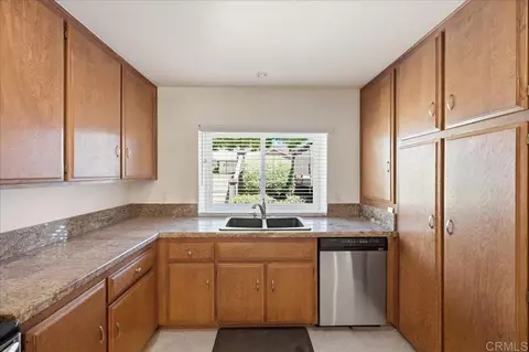 Kitchen - 1635 Pala Lake Dr, Fallbrook, CA 92028 photo 2 of 5