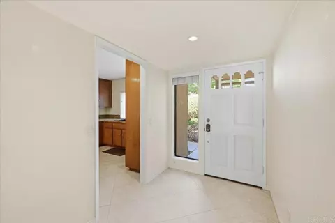 Entry Way - 1635 Pala Lake Dr, Fallbrook, CA 92028 photo 1 of 1