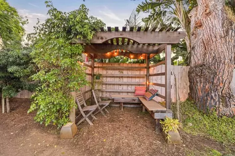 Exterior - 1751 Eolus Ave, Encinitas, CA 92024 photo 8 of 27