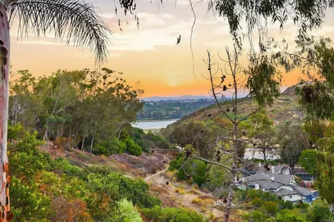 View/Area - 1751 Eolus Ave, Encinitas, CA 92024 photo 1 of 1