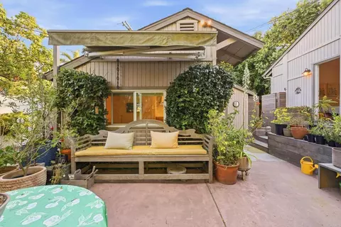 Exterior - 1751 Eolus Ave, Encinitas, CA 92024 photo 4 of 27
