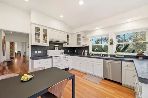 Kitchen - 1751 Eolus Ave, Encinitas, CA 92024 photo 1 of 6