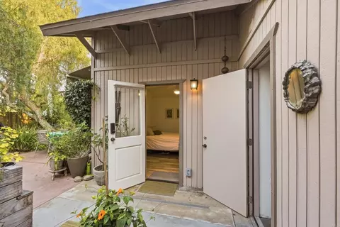 Exterior - 1751 Eolus Ave, Encinitas, CA 92024 photo 1 of 27