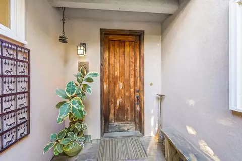 Entry Way - 1751 Eolus Ave, Encinitas, CA 92024 photo 1 of 3