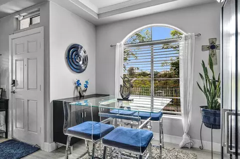 Dining - 3587 Cameo Dr #19, Oceanside, CA 92056 photo 1 of 2