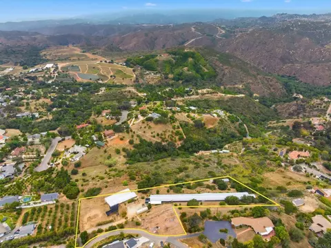 803 Quail Hill Rd, Fallbrook, CA 92028 photo 21