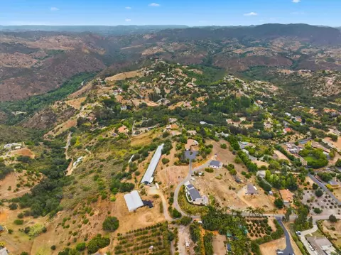803 Quail Hill Rd, Fallbrook, CA 92028 photo 23