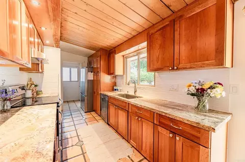 Kitchen - 4719 Via Inca, Fallbrook, CA 92028 photo 1 of 3
