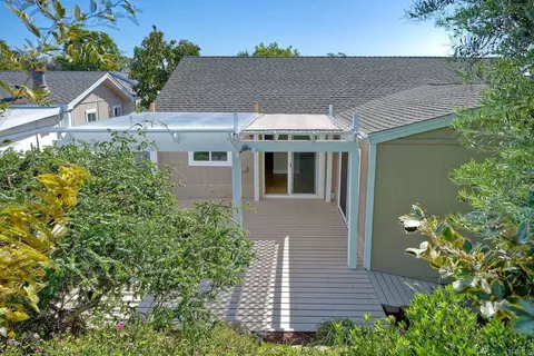 Exterior - 3547 Turquoise Ln, Oceanside, CA 92056 photo 5 of 11
