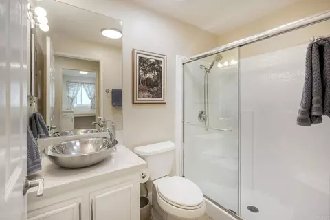 Bath - 3547 Turquoise Ln, Oceanside, CA 92056 photo 3 of 3