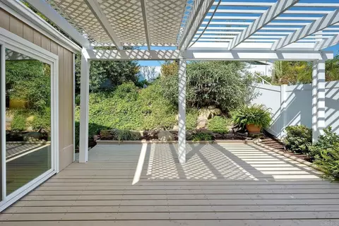 Exterior - 3547 Turquoise Ln, Oceanside, CA 92056 photo 4 of 11