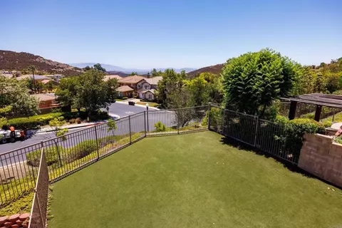 27002 Red Maple, Murrieta, CA 92562