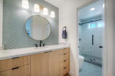 Bath - 166 Coop Ct, Encinitas, CA 92024 photo 7 of 7
