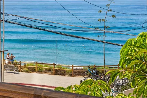 View/Area - 951 Neptune Ave, Encinitas, CA 92024 photo 1 of 4