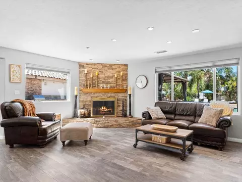 Living - 886 Singing Trails Dr, El Cajon, CA 92019 photo 1 of 2