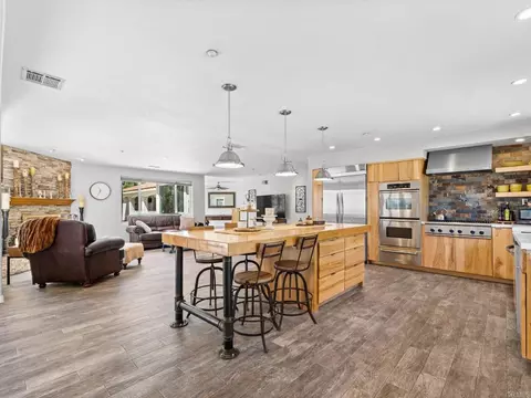 Kitchen - 886 Singing Trails Dr, El Cajon, CA 92019 photo 5 of 6