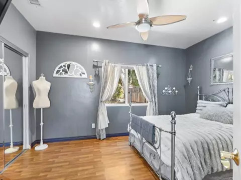 Bedroom - 886 Singing Trails Dr, El Cajon, CA 92019 photo 5 of 9