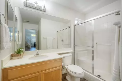 Bath - 2424 Papyrus Ct, Oceanside, CA 92054 photo 1 of 4