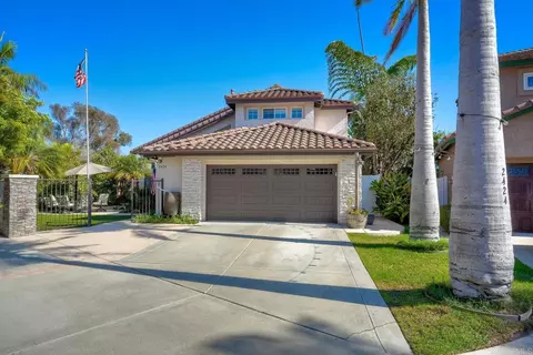 Exterior - 2424 Papyrus Ct, Oceanside, CA 92054 photo 7 of 34
