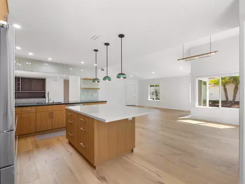 Kitchen - 4957 Alicante Way, Oceanside, CA 92056 photo 6 of 7