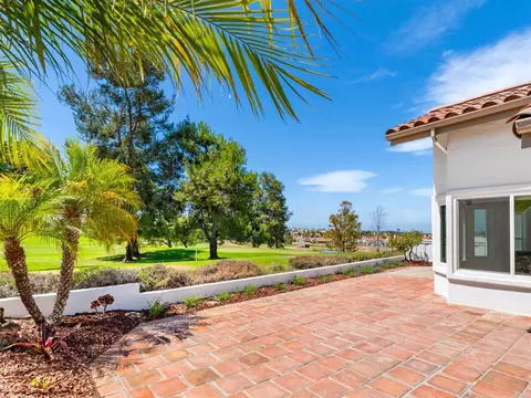 Exterior - 4957 Alicante Way, Oceanside, CA 92056 photo 4 of 11