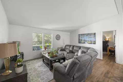 Living - 224 Astro Ct, Vista, CA 92083 photo 4 of 5