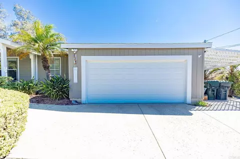 Exterior - 224 Astro Ct, Vista, CA 92083 photo 2 of 12