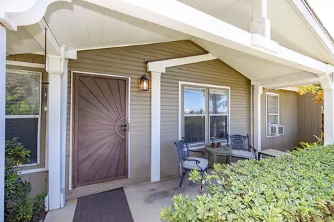 Exterior - 224 Astro Ct, Vista, CA 92083 photo 6 of 12