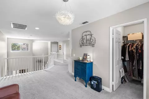 Entry Way - 3259 Canyon View Dr, Oceanside, CA 92058 photo 11 of 12