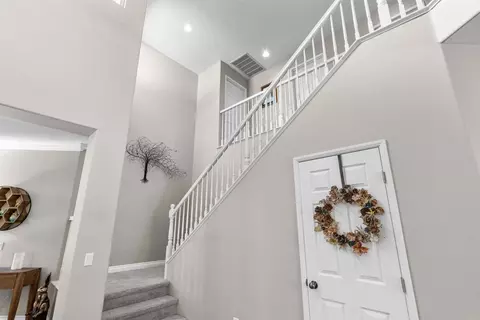 Entry Way - 3259 Canyon View Dr, Oceanside, CA 92058 photo 7 of 12