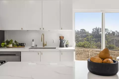 Kitchen - 1420 San Simeon St, Oceanside, CA 92058 photo 5 of 5