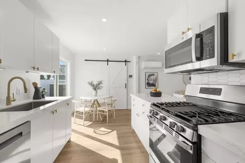 Kitchen - 1420 San Simeon St, Oceanside, CA 92058 photo 4 of 5