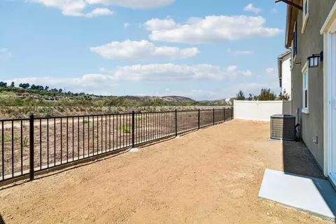 Exterior - 725 Kingbird Loop, Oceanside, CA 92058 photo 3 of 11