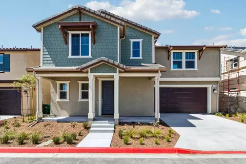 Exterior - 725 Kingbird Loop, Oceanside, CA 92058 photo 7 of 11