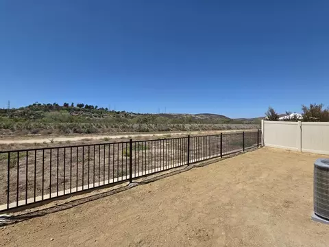 Exterior - 725 Kingbird Loop, Oceanside, CA 92058 photo 3 of 4