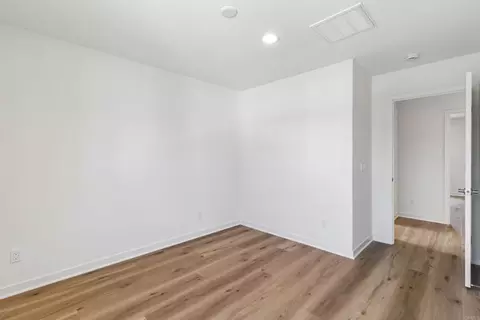 Bedroom - 725 Kingbird Loop, Oceanside, CA 92058 photo 5 of 11