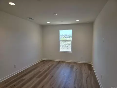 Bedroom - 725 Kingbird Loop, Oceanside, CA 92058 photo 2 of 7