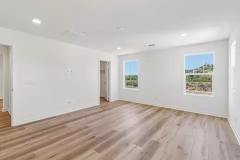Bedroom - 725 Kingbird Loop, Oceanside, CA 92058 photo 6 of 11