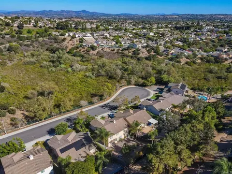 View/Area - 943 Manteca Dr, Oceanside, CA 92057 photo 9 of 9