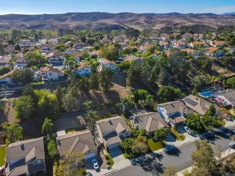 View/Area - 943 Manteca Dr, Oceanside, CA 92057 photo 7 of 9