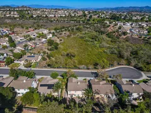 View/Area - 943 Manteca Dr, Oceanside, CA 92057 photo 8 of 9