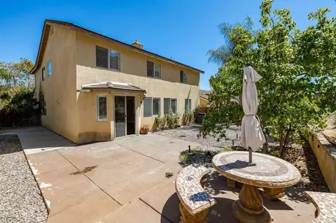 Exterior - 943 Manteca Dr, Oceanside, CA 92057 photo 5 of 12