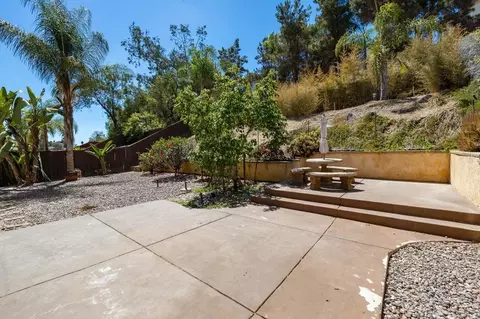 Exterior - 943 Manteca Dr, Oceanside, CA 92057 photo 10 of 12