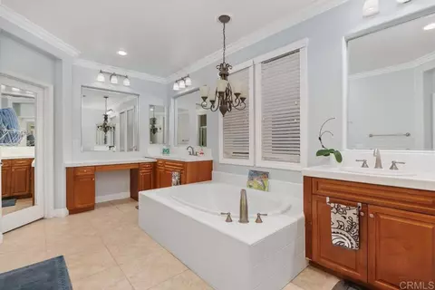 Bath - 2653 Fallsview Rd, San Marcos, CA 92078 photo 2 of 6