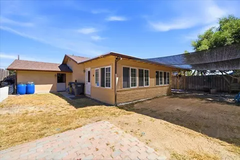 Exterior - 1634 Rush Ave, Vista, CA 92084 photo 6 of 7