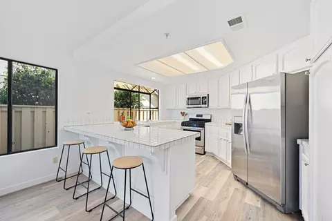 Kitchen - 1762 Spyglass Cir, Vista, CA 92081 photo 1 of 4